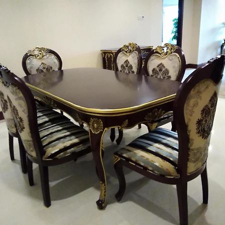 Guangzhou Jin Wan Li Business Hotel Bagian luar foto