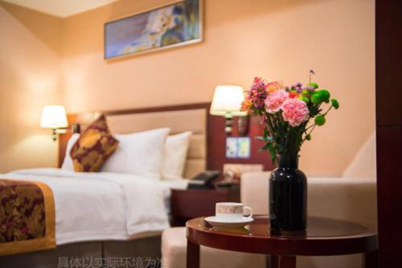 Guangzhou Jin Wan Li Business Hotel Bagian luar foto