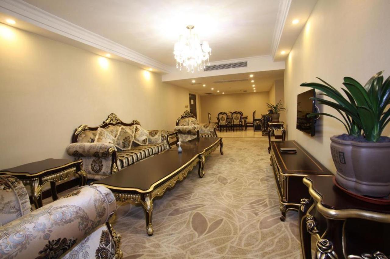 Guangzhou Jin Wan Li Business Hotel Bagian luar foto
