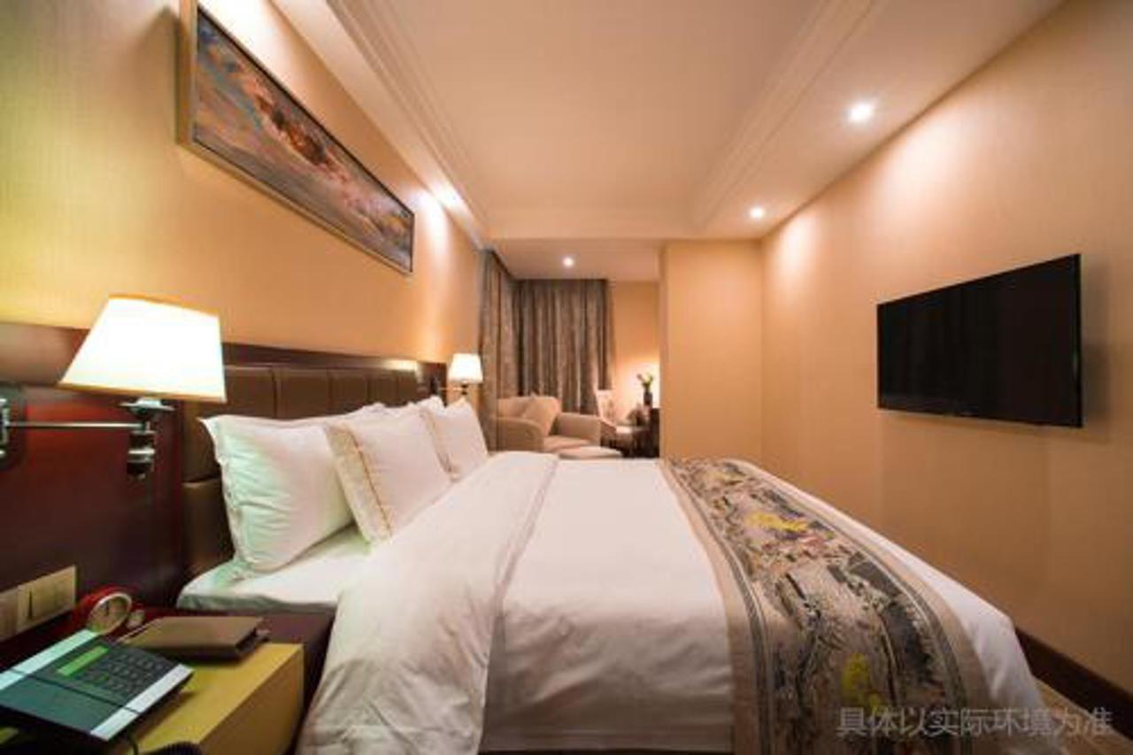 Guangzhou Jin Wan Li Business Hotel Bagian luar foto
