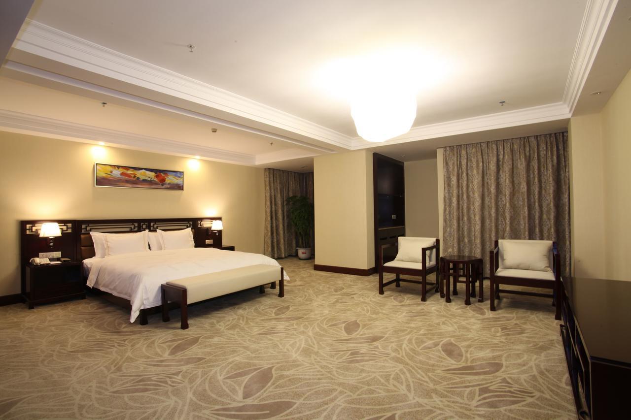 Guangzhou Jin Wan Li Business Hotel Bagian luar foto