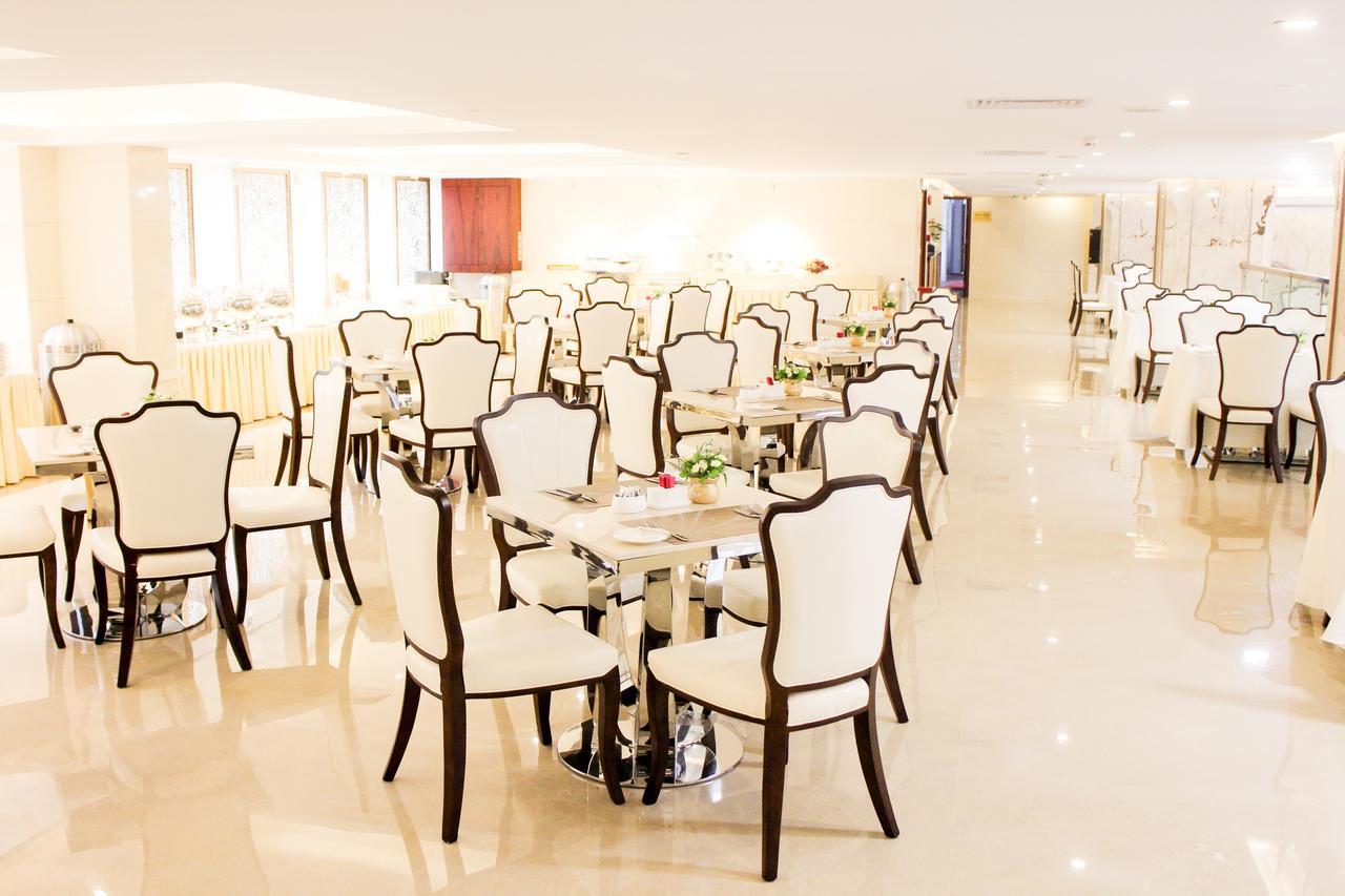 Guangzhou Jin Wan Li Business Hotel Bagian luar foto