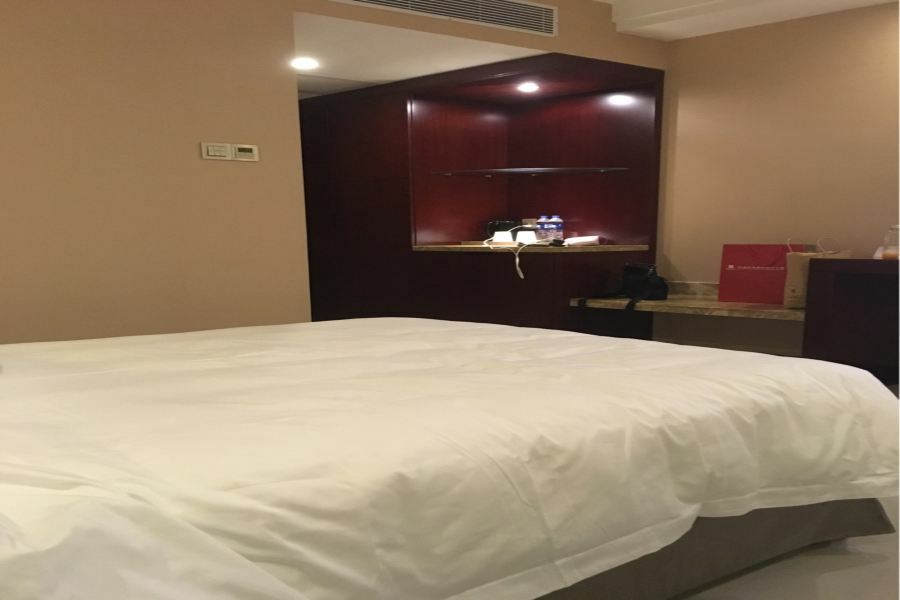 Guangzhou Jin Wan Li Business Hotel Bagian luar foto